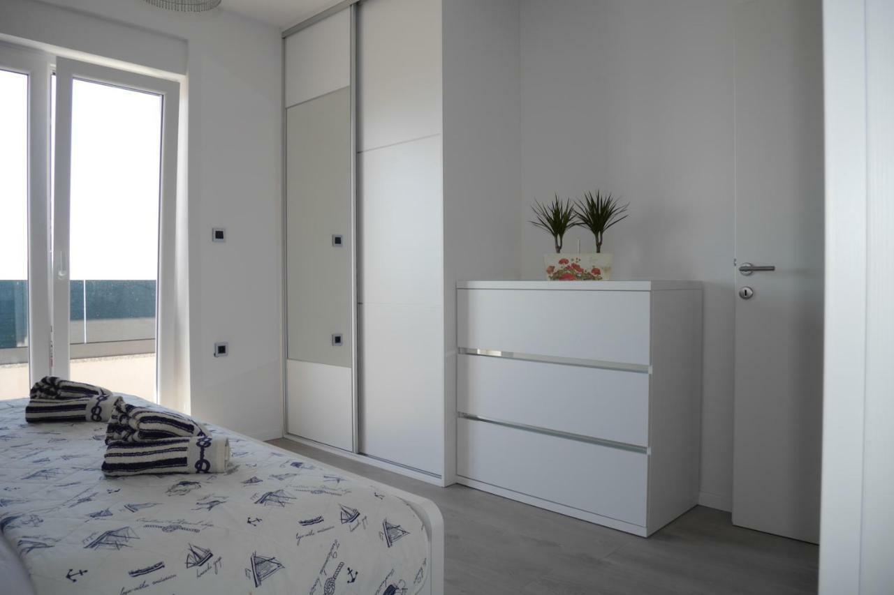 Luxury Apartments Beach Jesenice  Eksteriør bilde