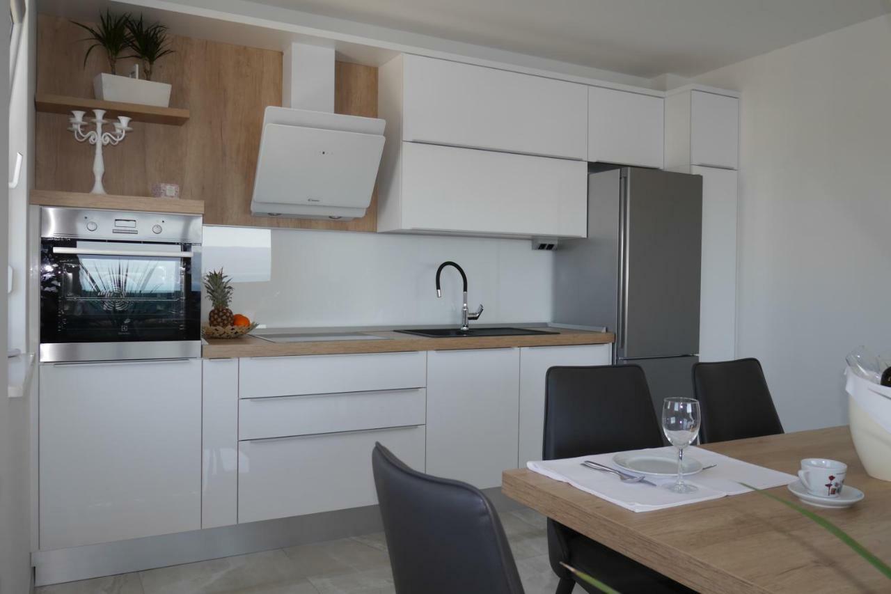 Luxury Apartments Beach Jesenice  Eksteriør bilde